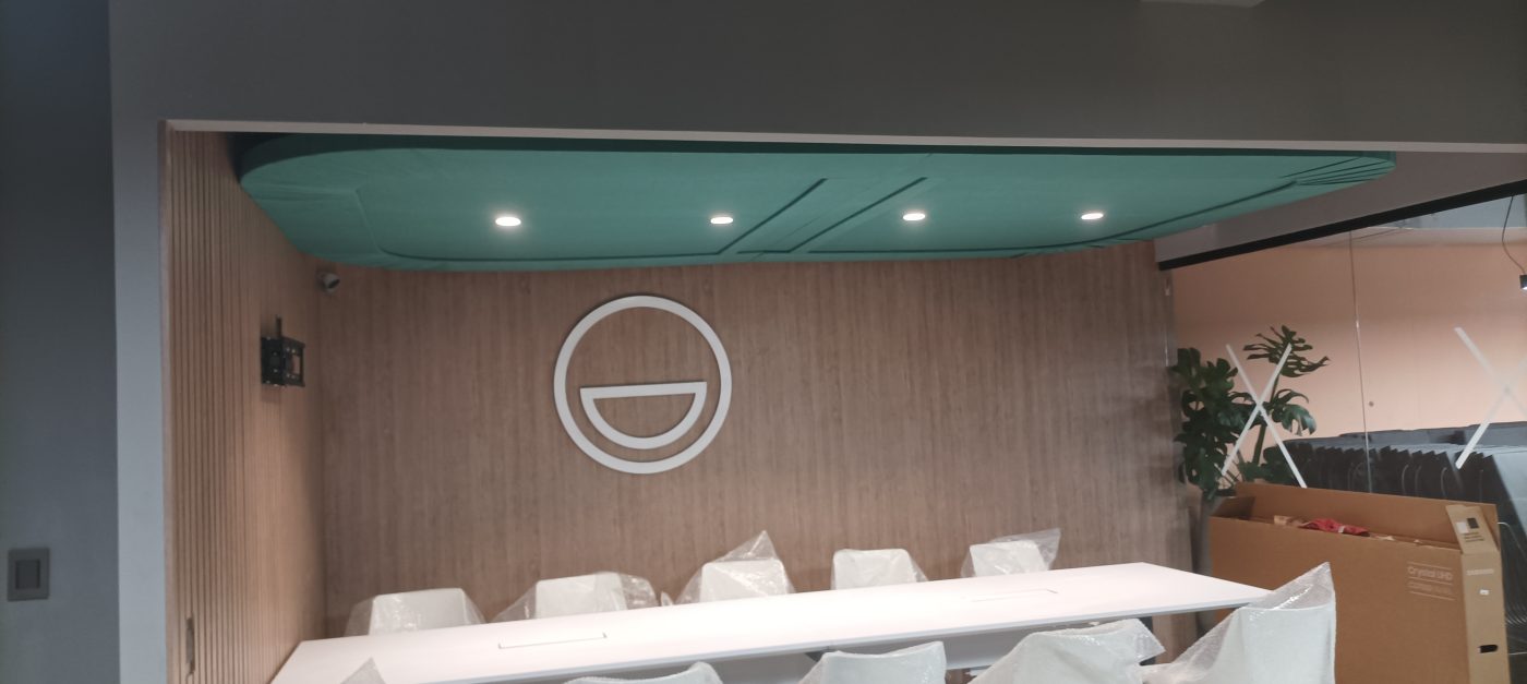 Nubes Acusticas en Oficinas